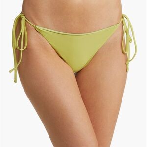 🤍Adorable Chartreuse/Green Bikini Bottoms🤍